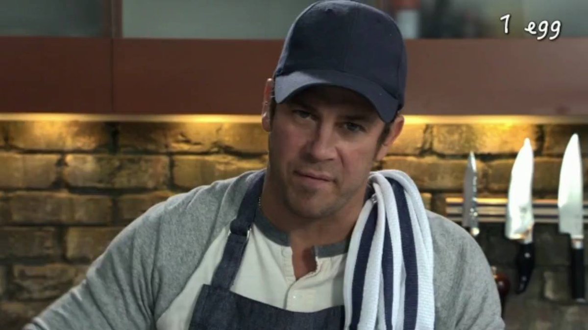 FREE 1st ep <a href="/ChristianKane01/">Christian Kane</a>'s <a href="/kaneskitchenTV/">Kanes Kitchen</a> but it's ADDICTIVE! ♥ #iTunes #Foodie kaneskitchen.com/pages/episodes