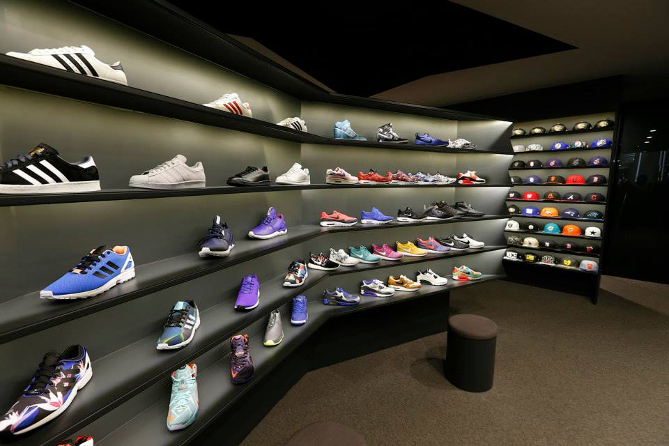 where to buy retail sneakers
