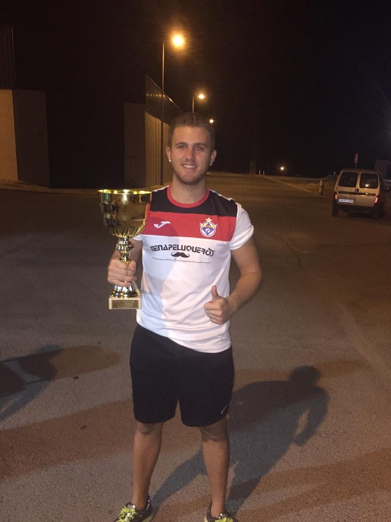 Vanderjosan23's tweet photo. Top saves in such crucial moments of the game. What a goalkeeper he's! His best match was in semifinals. @Fali_HH http://t.co/7PfyNMaqdK