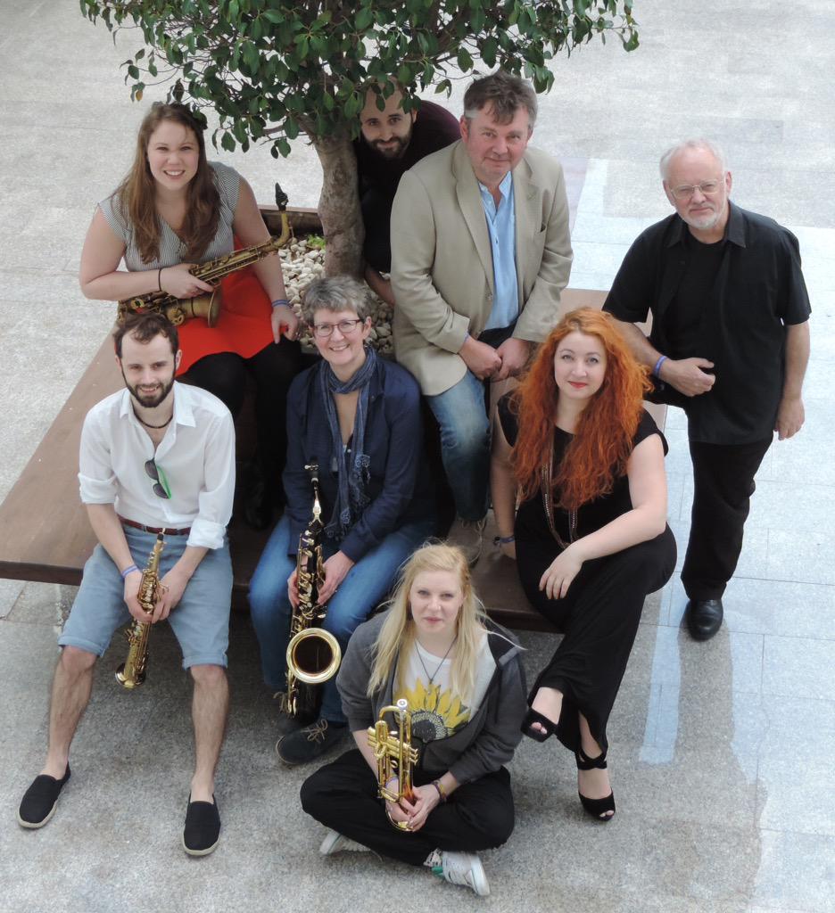 Steamchicken's tweet photo. Catch us Sunday @warwickfolkfest @zetlandwarwick @Warwickconserv2 @TheRosewarwick @WigWarwick and Merchants, Swan st http://t.co/9I8J6j8OOv