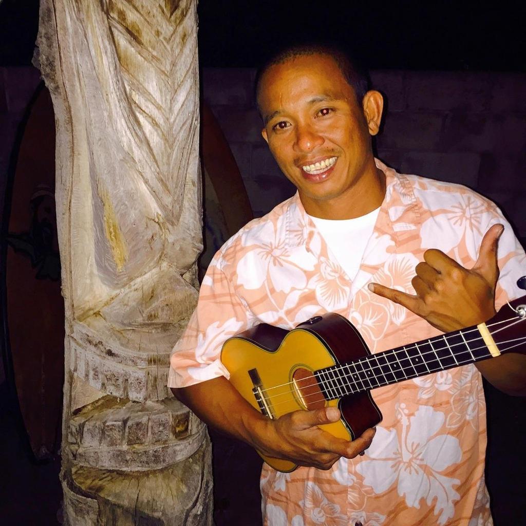 So lucky to have LIVE MUSIC at HAPPY HOUR today!! Come enjoy drinks, pupus, and local music from V man, 4:30-5:30.