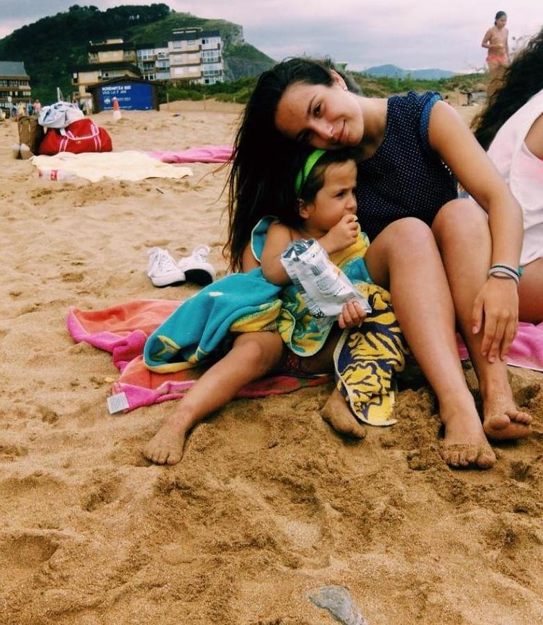 misisjouns's tweet photo. Porfiiiin finde de descanso, después de tooooda una semana de súper niñera!!! #Arixx 💞 http://t.co/ryuNsYVeFs