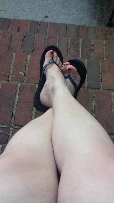 Went to the pool today #bbwmistress #feet #niteflirt for more pics go to http://t.co/F5835GfEHd http://t<a href="/tag/bbwmistress"class="tags">#bbwmistress</a><a href="/tag/feet"class="tags">#feet</a><a href="/tag/niteflirt"class="tags">#niteflirt</a>