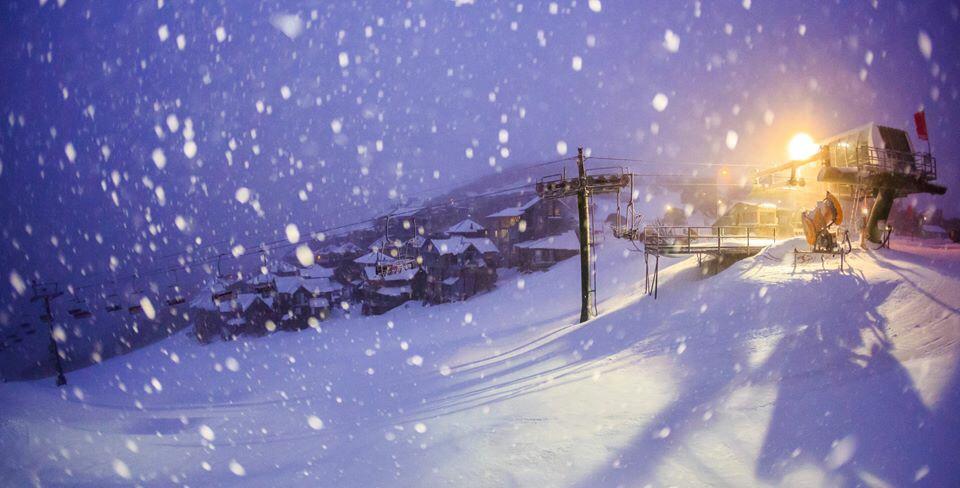 _hotham's tweet photo. 15cm overnight! Enjoy. #Hotham15 http://t.co/nCfHBv9g8Y