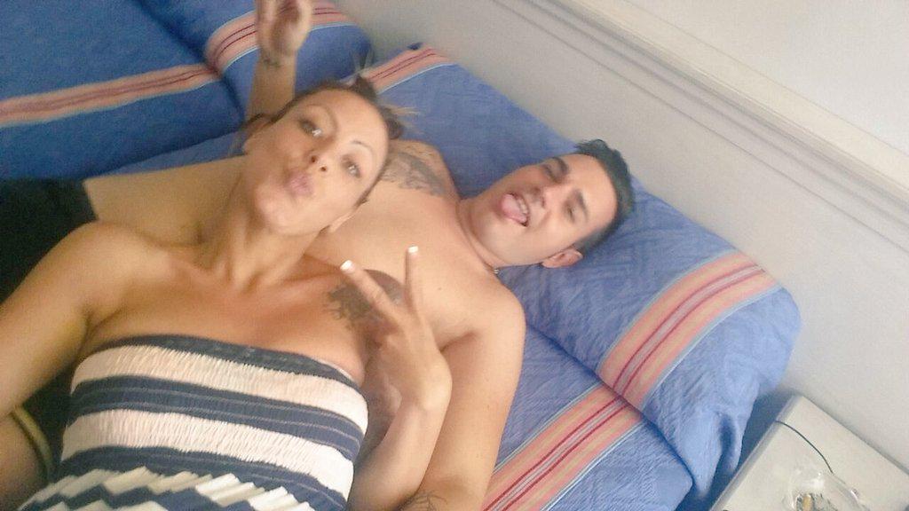 Nuriapa1's tweet photo. Pasando fatiguicas k estamos jjajajaj aaiiinnnss http://t.co/ugwNEWovq0