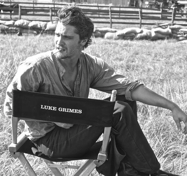 SheoutVip's tweet photo. #LukeGrimes He is such an adorable and sexy guy. We need more #ElliottGrey #Lelliott http://t.co/7b9571XF9o