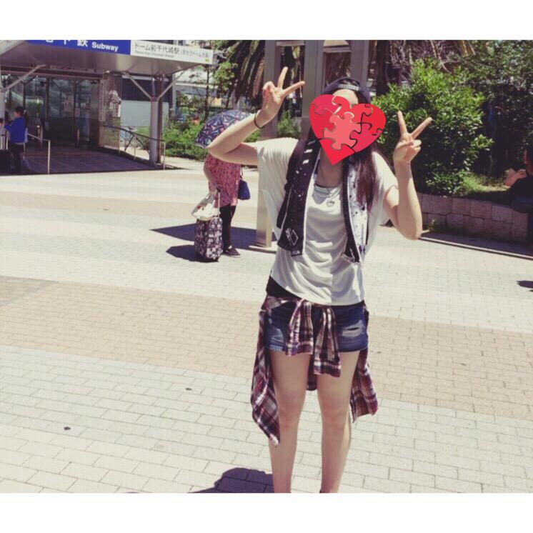 chacha_1238's tweet photo. こんな格好して ここでいるから 誰か会おう？？？ http://t.co/cy8PjkDRPr