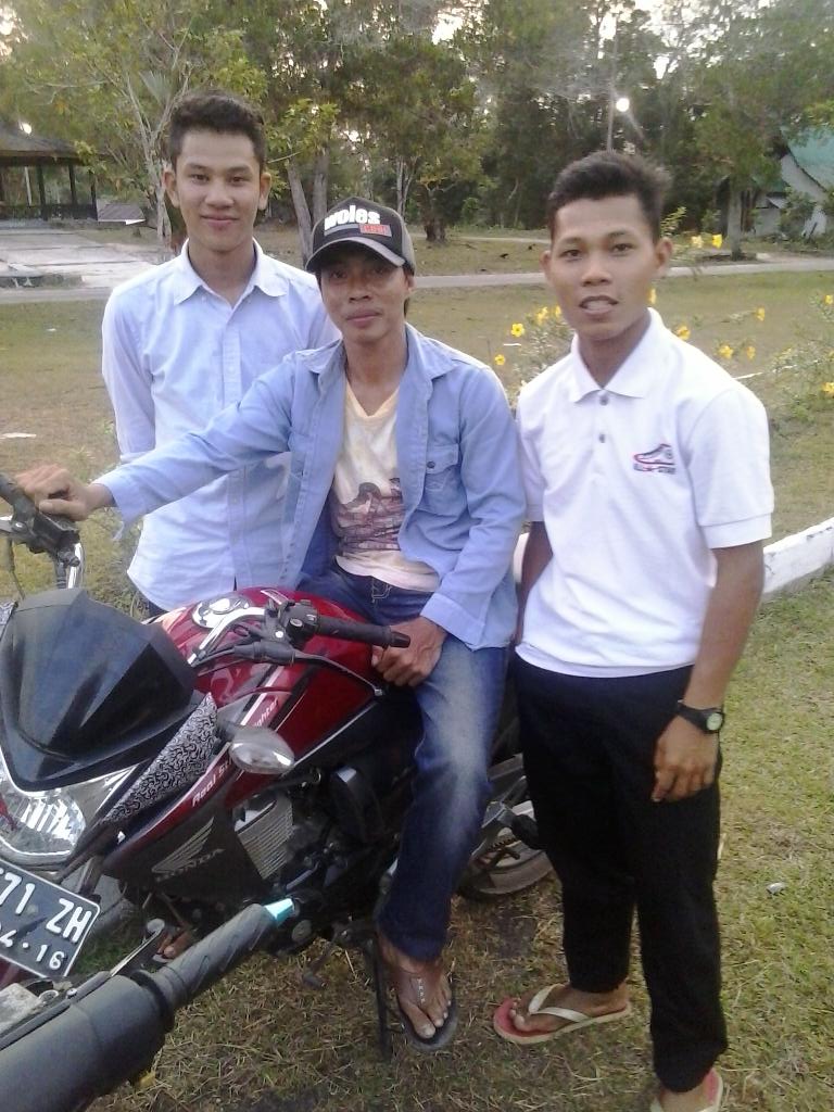 ugobureceoi's tweet photo. sahabar burece http://t.co/7lo3j9zVWh
