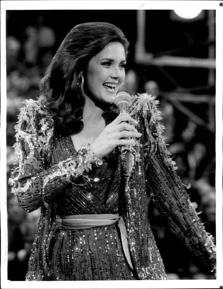 Happy Birthday to Lynda Carter! 