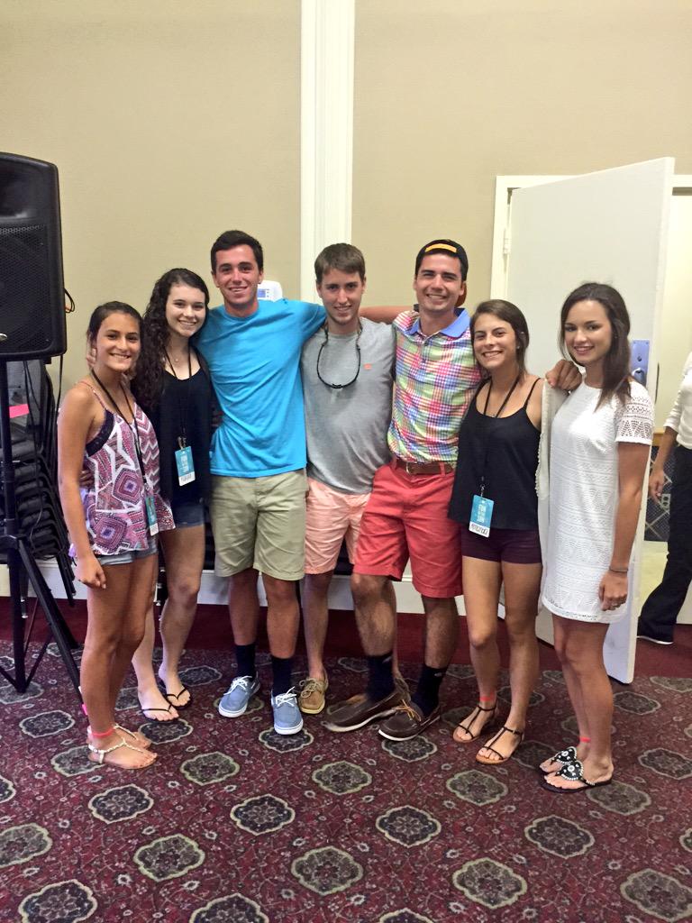 _carolinaanne's tweet photo. Thank you FITS for being so great 🙏☀️❤️ @fitsfallon #YCMSummer15 #FITSHiltonhead #fitshilton http://t.co/vaD90sZm9P