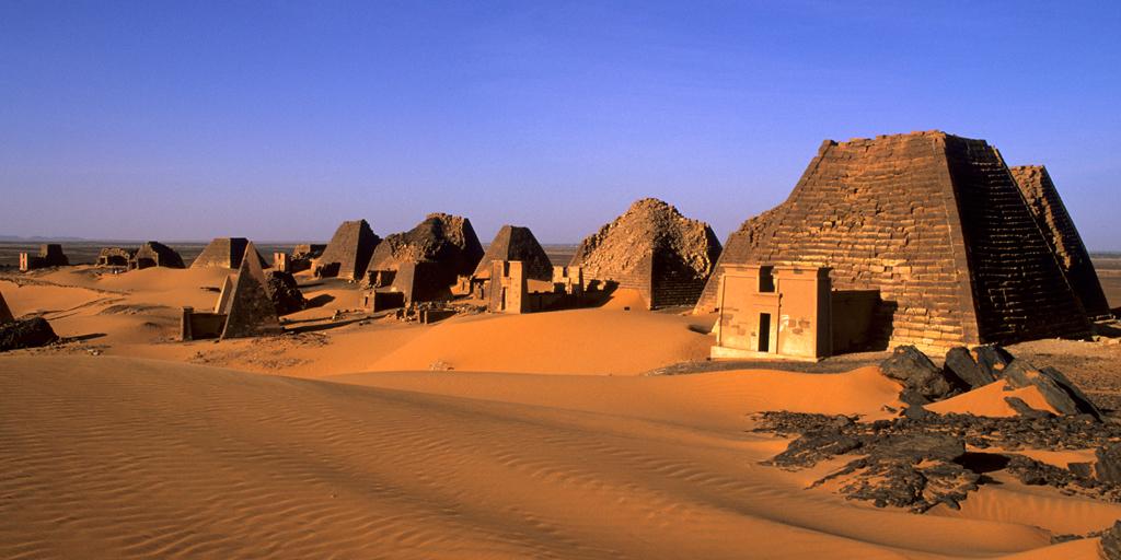 AncientAliens's tweet image. RT if you're excited that #AncientAliens with @Tsoukalos is BACK!