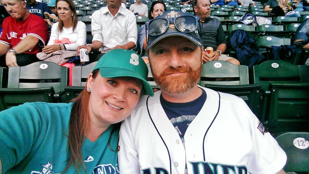 Seahawks_Jen's tweet photo. @sdhawk80 and I are so excited to see #KingFelix pitch tonight!  #GoMariners #FridayNightBaseball http://t.co/TsA9556Zb8