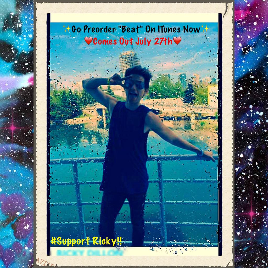 moranspride's tweet image. @RickyPDillon @RickyPDillon 
#PreorderBeatOniTunes 
#SupportRicky 
Follow me and Notice me???