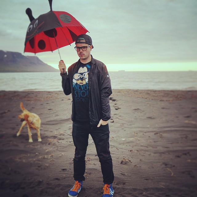 OlsenFreyr's tweet photo. My creative juice is spilling all over the place while listening to RoyaltyFreeMusic #creative #Life #YouTube #ImBack http://t.co/nMTRPOkBfB