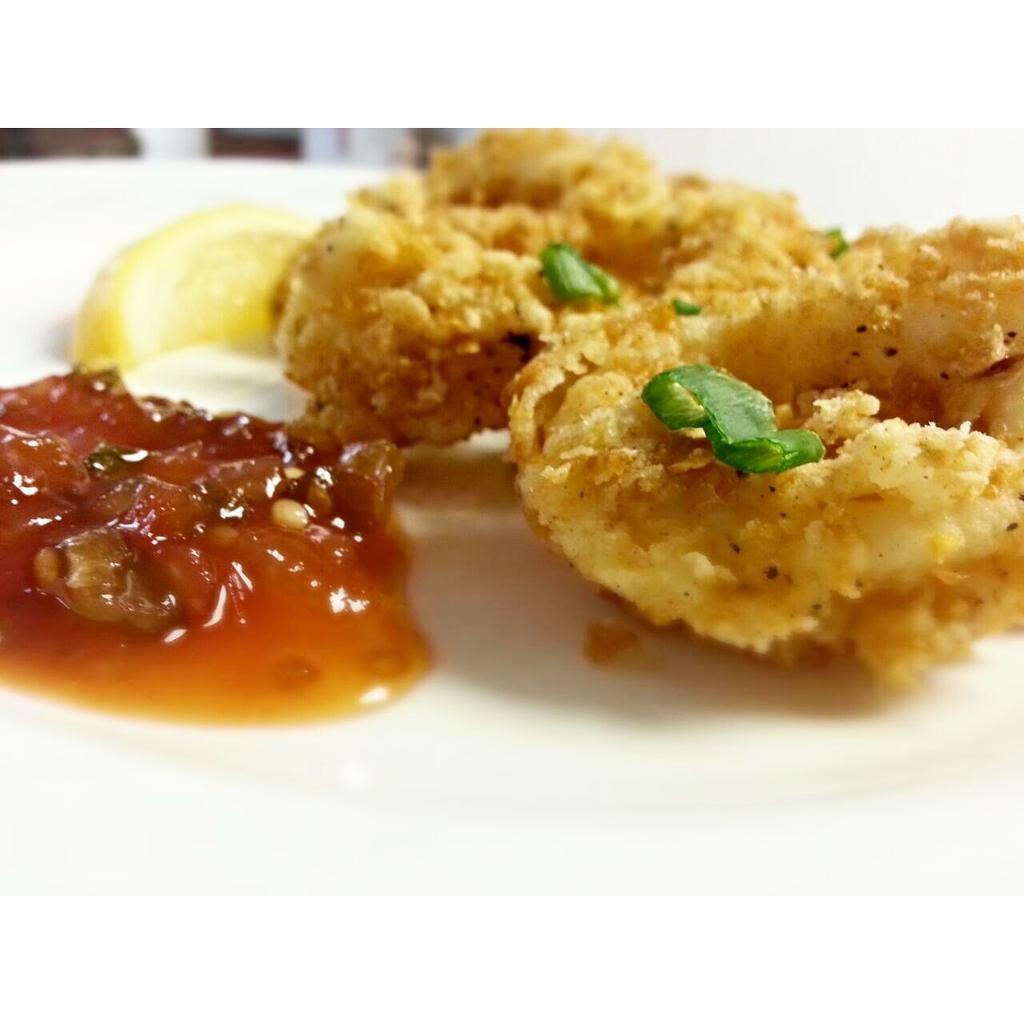 ChefRyanKane's tweet photo. Deep fried calamari . 
Everything i prep in my kitchen is with no recipe. http://t.co/TG9K4GWHqI