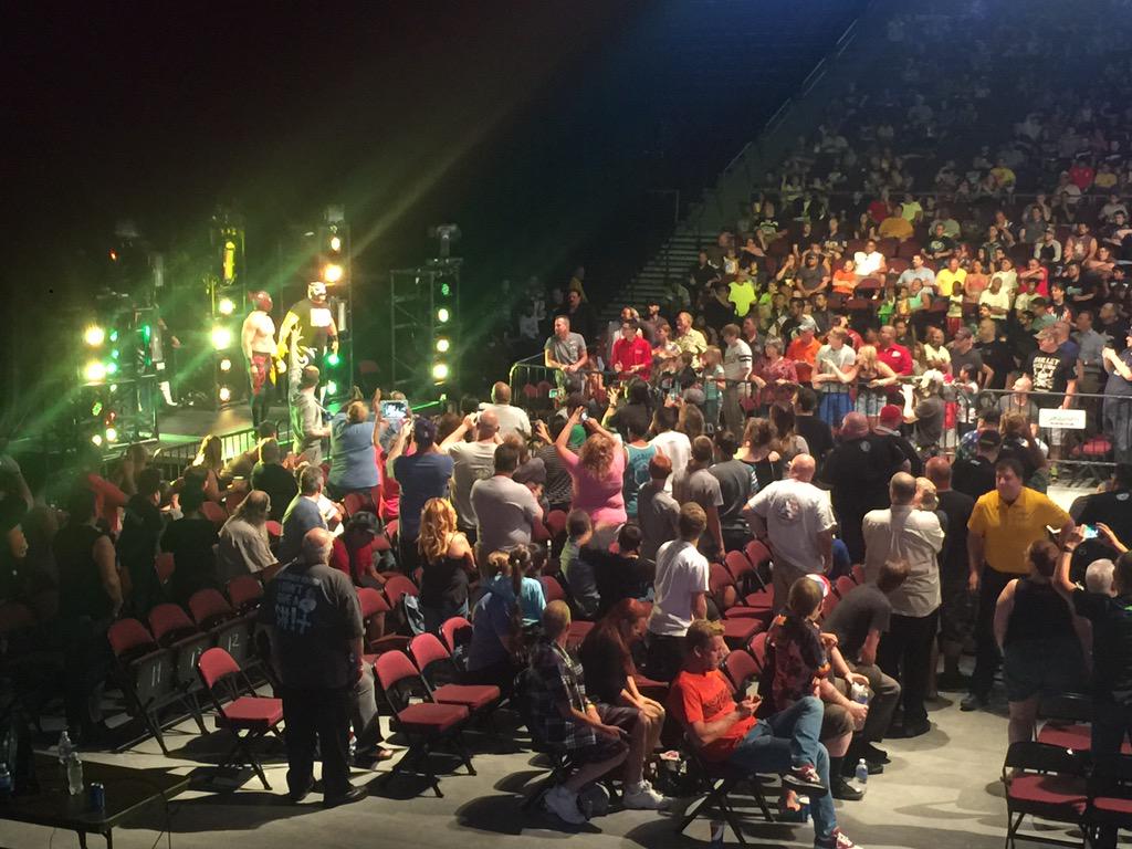 CKuswl0WwAAz1OL.jpg:large