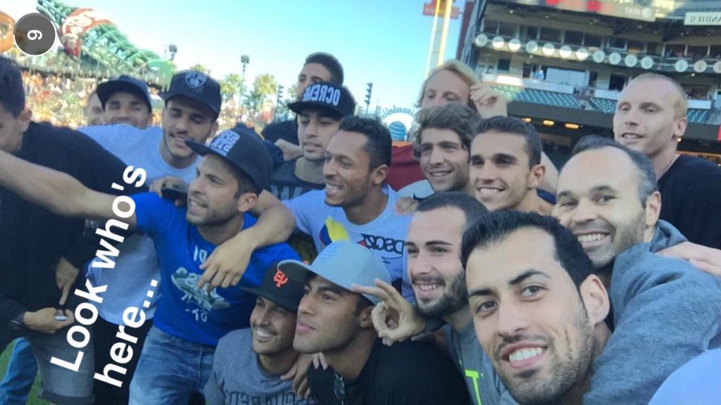 SFGsnaps's tweet photo. FC Barcelona at #ATTPark β½οΈ #SFGiants #SFGsnaps #SFGSocial http://t.co/huDtPL1GIK