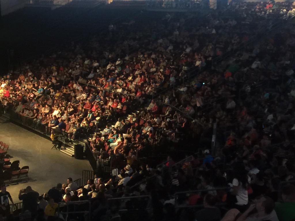 CKuyWO_WIAA3Twc.jpg:large