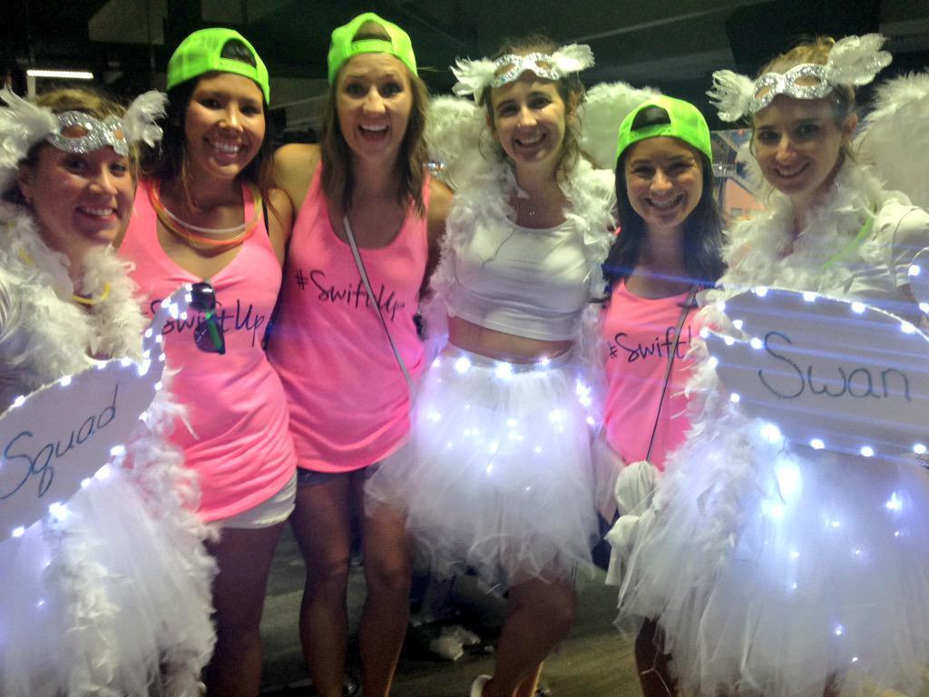 talldrinkhappy's tweet image. #SwanSquad &amp;amp; #SwiftUp @cattiemakai @Lyyssaaaa13 @LaurinahhAF @bdes582 @breanarehak... SO HAPPY FOR THESE GIRLS!