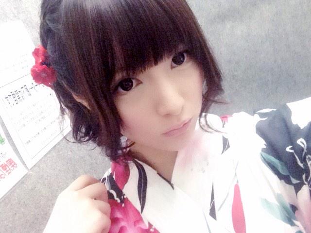 花火大会いってきま&hearts;︎  今年は大人っぽい浴衣にした&hearts;︎ http://t.co/nIbaQg1JqP