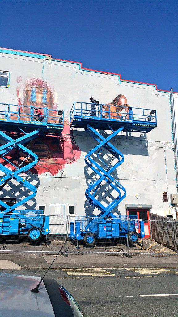 Started the day with <a href="/SkyNews/">Sky News</a>, <a href="/cosmo_sarson/">cosmo sarson</a> &amp; Dale Grimshaw #Upfest2015 is officially here!