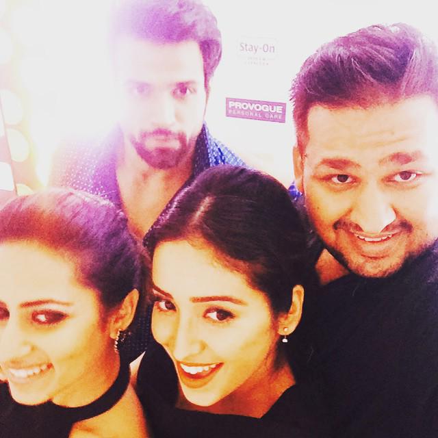 Embedded image permalink