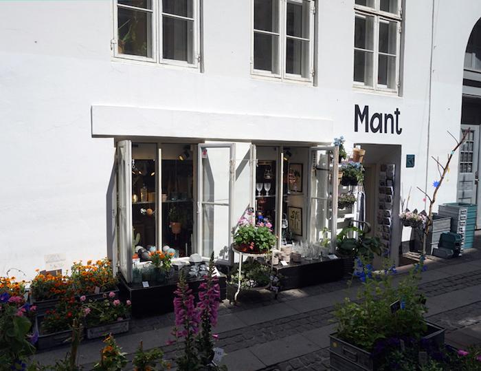 marisse_d's tweet photo. Deel 2 van de leukste interieurwinkels in Kopenhagen. Bekijk ze hier: http://t.co/jE5MDi7G3U http://t.co/zxUOJb0Lkm http://t.co/UCl1qs86op