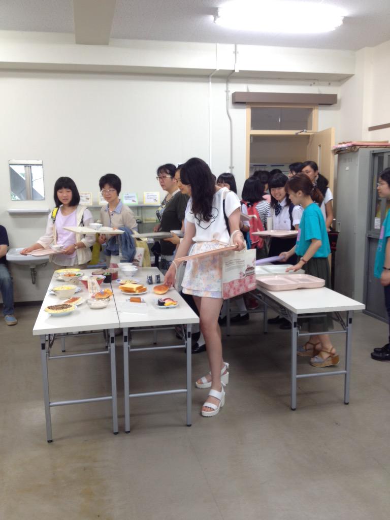 Twitter पर 奈良女子大学 ヘルスチーム菜良 報告が遅れましたが 今日は奈良女子大学のオープンキャンパスですヽ ﾉ ヘルスチーム菜良はフードモデルで簡単食事診断ができるsatシステムを行っています Http T Co Ldvr3b2u4a