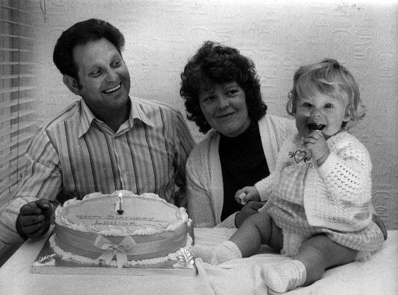 Happy birthday Louise Brown! - GALLERY:World\s first test-tube baby through the years:  