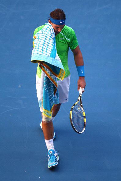 Arni_Abd's tweet photo. After wrestling w crocodile DownUnder,Rafa placed d listless 🐊over his shoulder in triumph #RafaTowel #wrongScript 😝 http://t.co/VRG4XlEuSQ