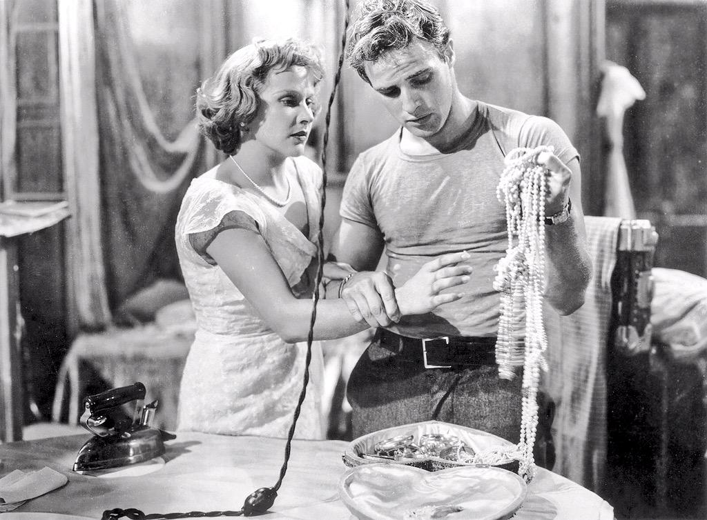 Hassan Hasan On Twitter سينما توصيات سينمائية A Streetcar Car Named Desire من الروائع عربة إسمها الرغبة فيه الرغبة تحدد سلوك البشر كازان Http T Co W3i6vjs0o8
