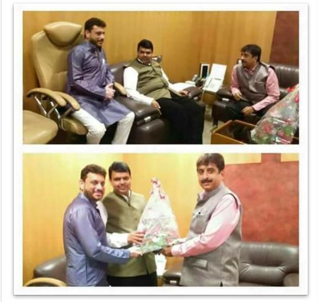 sanjaynirupam's tweet photo. Owaisi's party MLAs with Mah CM. An evidence of the nexus between BJP &amp; MIM.ये अंदर की बात है। #disgusting @INCIndia http://t.co/n2Asr1YuON