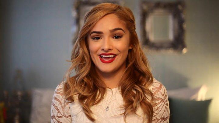 ButantanCams's tweet photo. look at chachi gonzales shes so beautiful.
I'm a CG fan. http://t.co/XPlk2zoQHw
