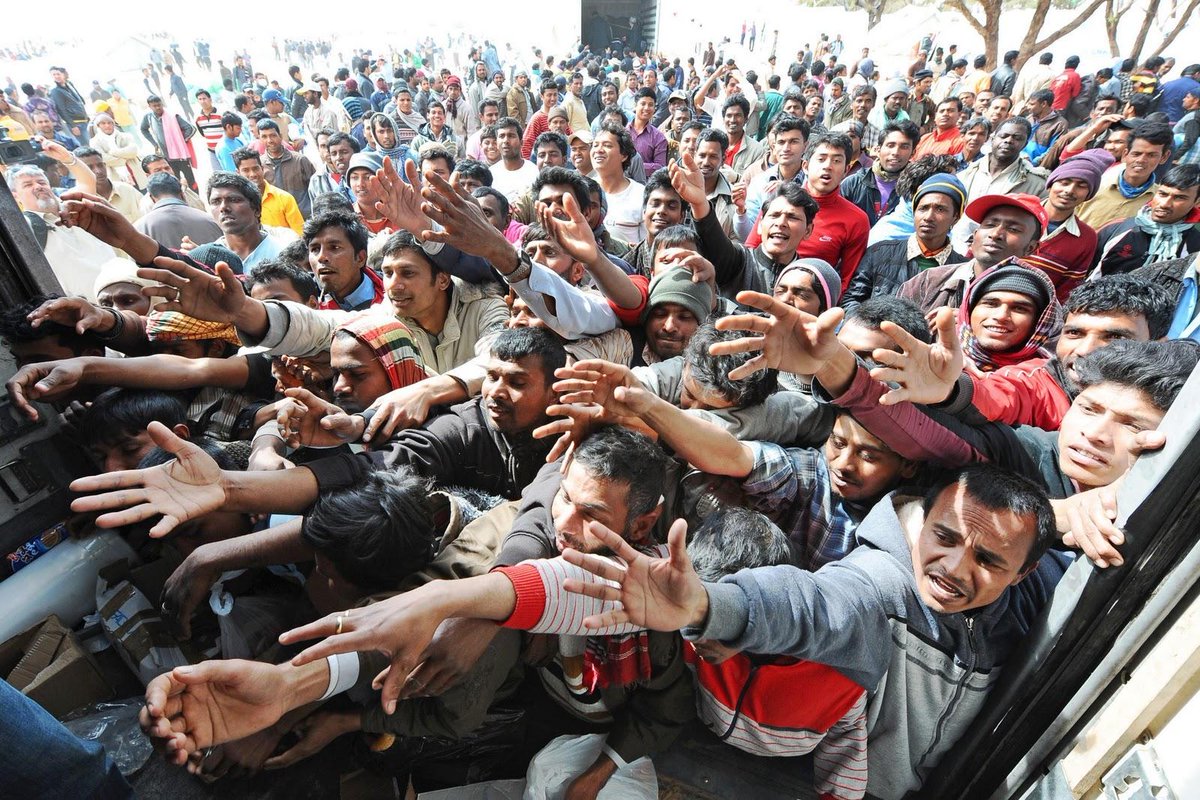 tempoweb's tweet photo. Tagli al #sociale e più #soldi agli immigrati 
@ignaziomarino
http://t.co/IH7n6EKKxp http://t.co/4zHC5tnkQ5