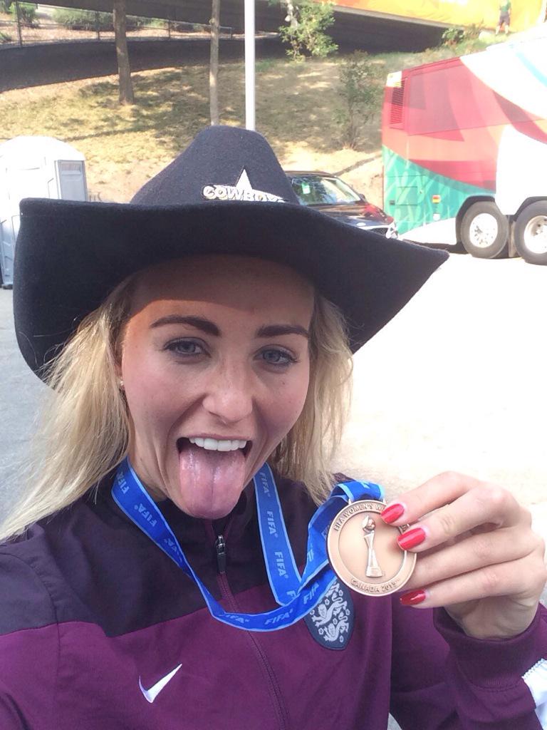  Happy birthday TD! Make it a another special weekend!!!!! 