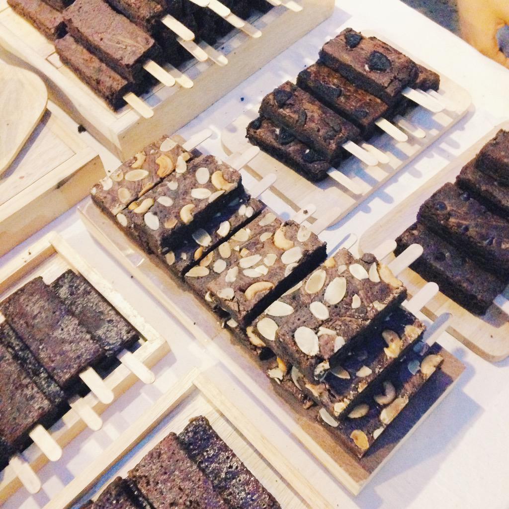 pbest_t's tweet photo. บราวนี่อร่อยฝุดๆ #AwakeCafe
ถนนคนเดินขอนแก่น #รีวิวขอนแก่น #รีวิวมข #รีวิวอีสาน http://t.co/vb425C9G0u