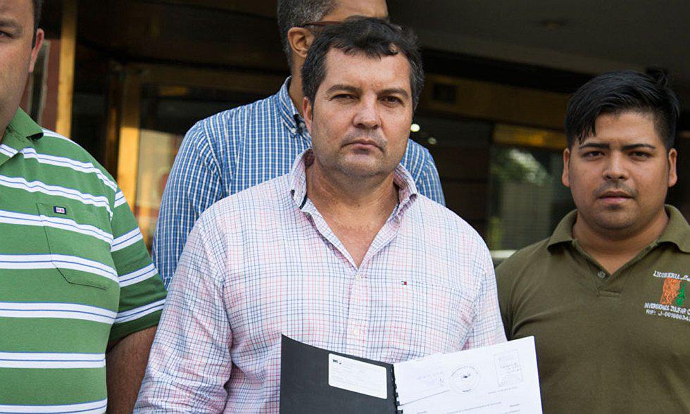 contrapuntovzla's tweet photo. Fray Roa será presentado el lunes ante tribunales http://t.co/AI96fiXAnU #Fevelif http://t.co/LrFJqH5EId
