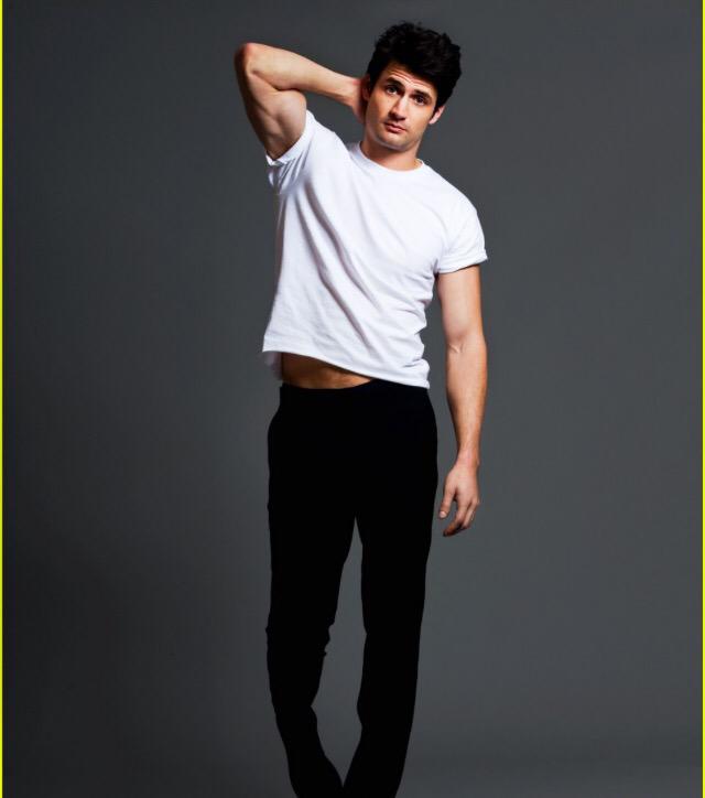 Happy birthday to James lafferty i love you 