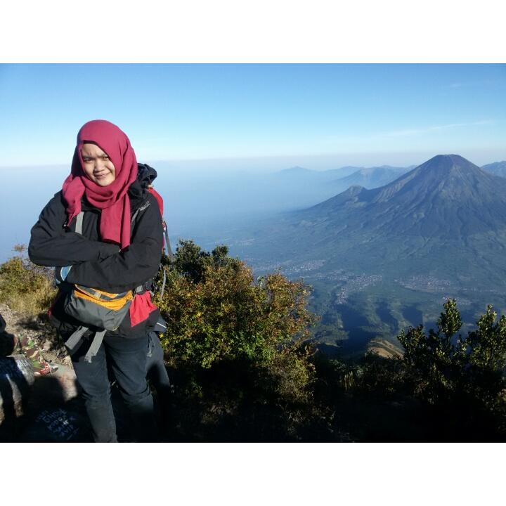infopendaki's tweet photo. RT @EmPuspitasari: Mt. Sumbing, Sabtu (25/7) #pepalabumiayu http://t.co/LVCZKJfixu