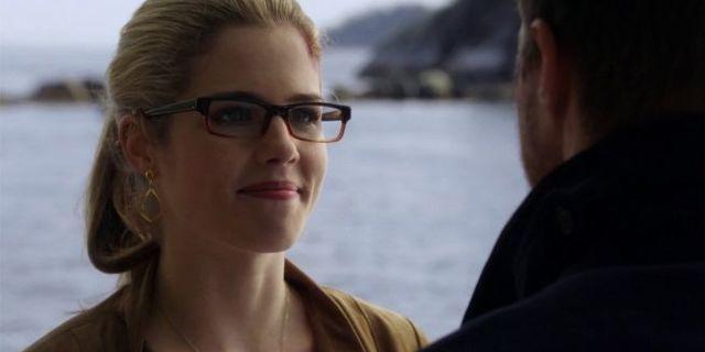 Happy Birthday! Emily Bett Rickards Turns 24 Today 