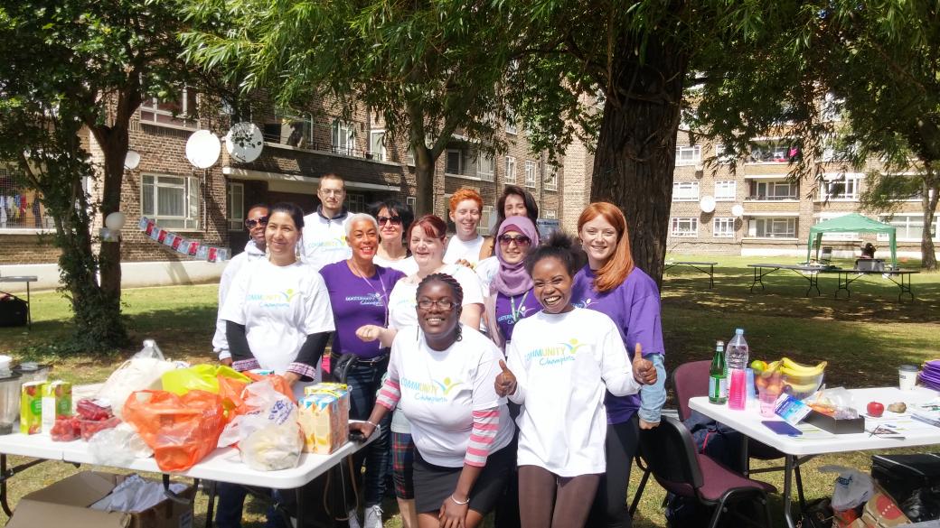 NHSHFCCG's tweet image. The Parkview community champions volunteers at w12 festival #choosetherightcare