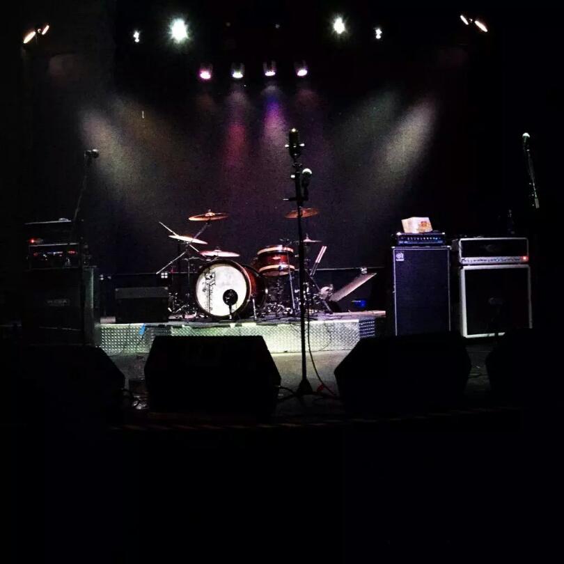 BillKaulitz__TH's tweet photo. Rehearsin moment. We are so ready for it #FIAworldtour #part2 http://t.co/3BtC4vwRsj