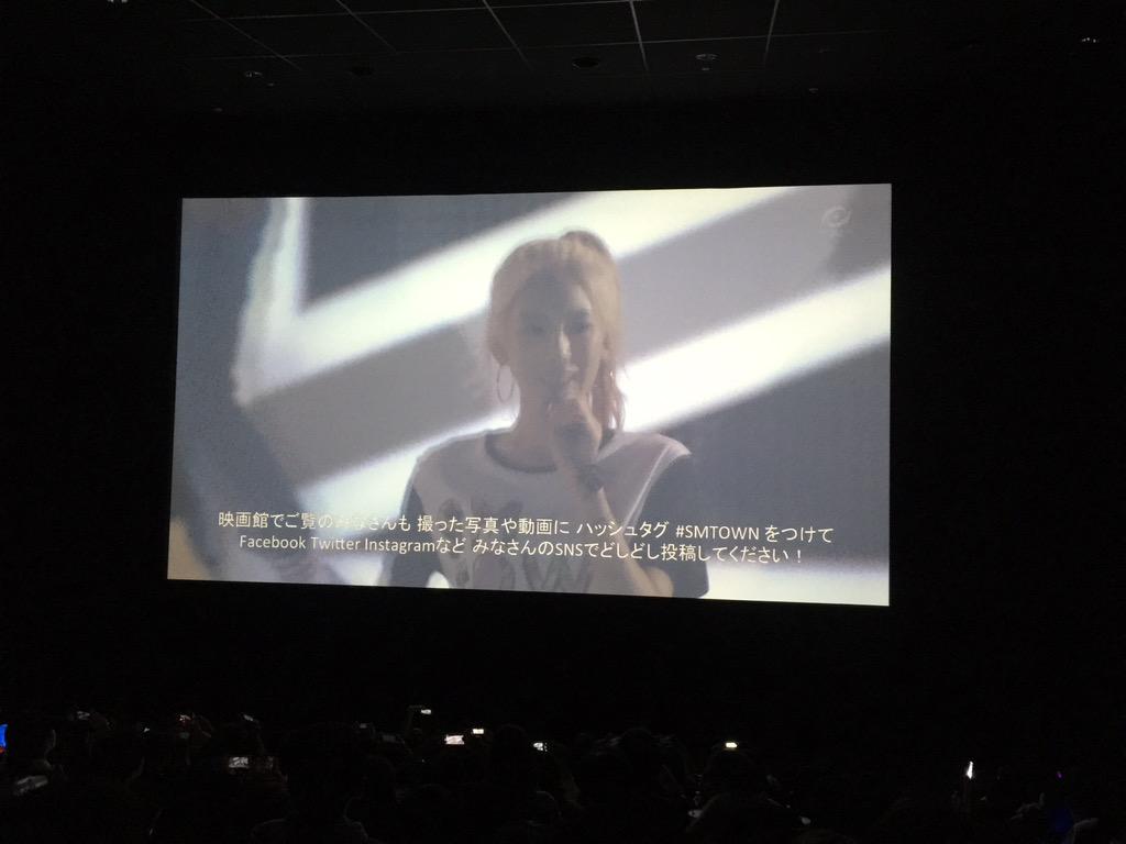 [PIC][25-07-2015]SNSD khởi hành đi Nhật Bảnđể tham dự "SMTOWN LIVE WORLD TOUR IV in OSAKA SPECIAL EDITION" vào sáng nay  - Page 2 CKwo-3rUYAADLMt
