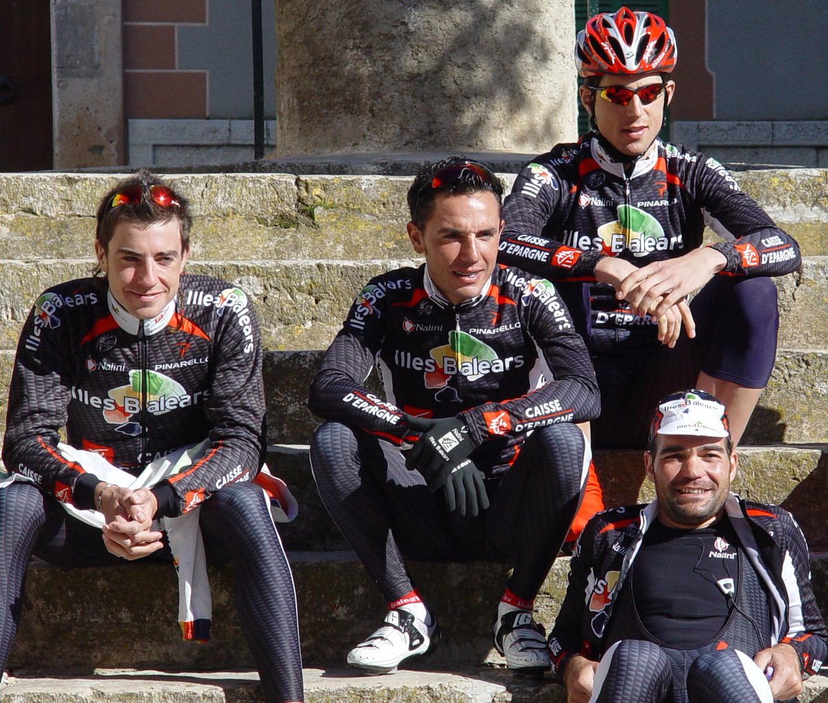 cclloret's tweet photo. .@pedrodelgadoweb pregunta para @xabizan. ¿Te acuerdas de dónde se tomó la imagen? Una pista: en #Mallorca. #TourTVE http://t.co/sEl7CYdDud