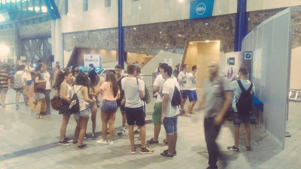 Virtusic's tweet photo. Que el ritmo no pare @Gamepolis_org se mueve con #JustDance en nuestro rincón musical con #screeneo http://t.co/gGrJAWczr1