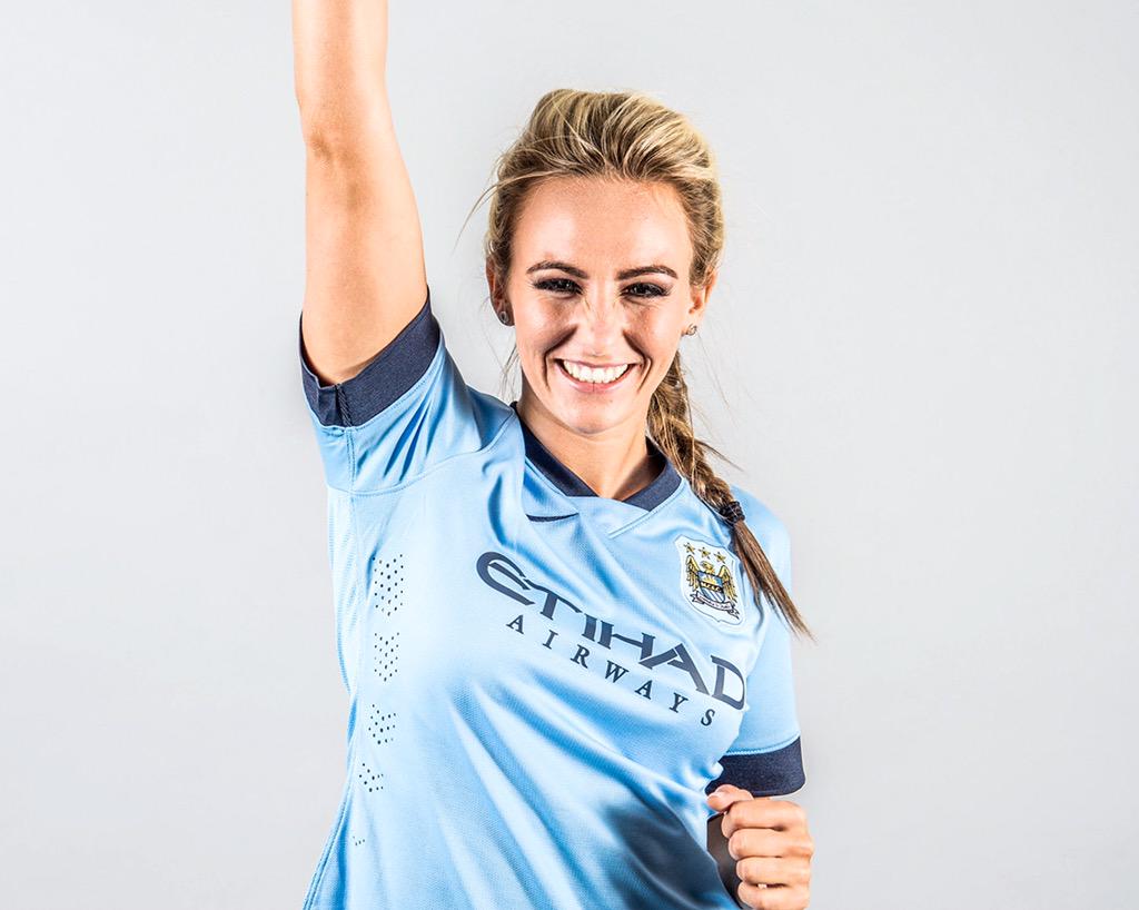 Queremos desejar Feliz Aniversário para a que hoje completa 24 anos - Happy Birthday. 