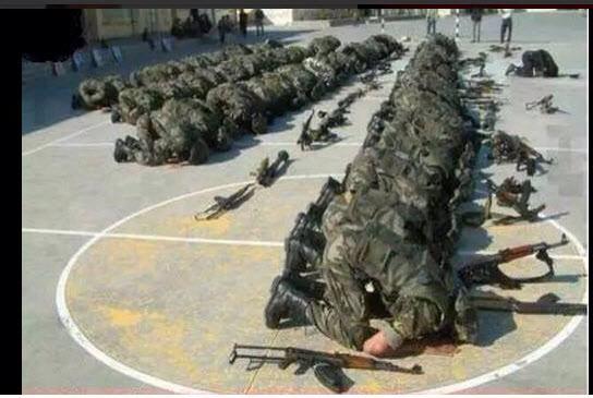 BCBerkann's tweet photo. Waar haalt het Turkse leger zijn kracht vandaan?: #IslamPower http://t.co/SBAzPny0Jr