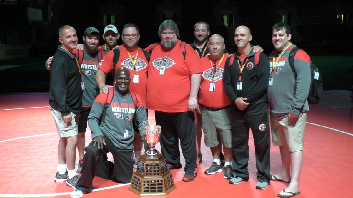 FloWrestling's tweet image. TEAM OKLAHOMA DOES IT! THEY SWEEP JR DUALS &amp;amp; JR NATIONALS. #Fargo2015 History! Congrats, boys! goo.gl/rGMr9a