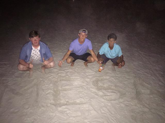 postmoderntrvsh's tweet photo. #MESAsquad #SALSAAAA@andreiduarte1 @jacob_stewy http://t.co/uivyl8QF51