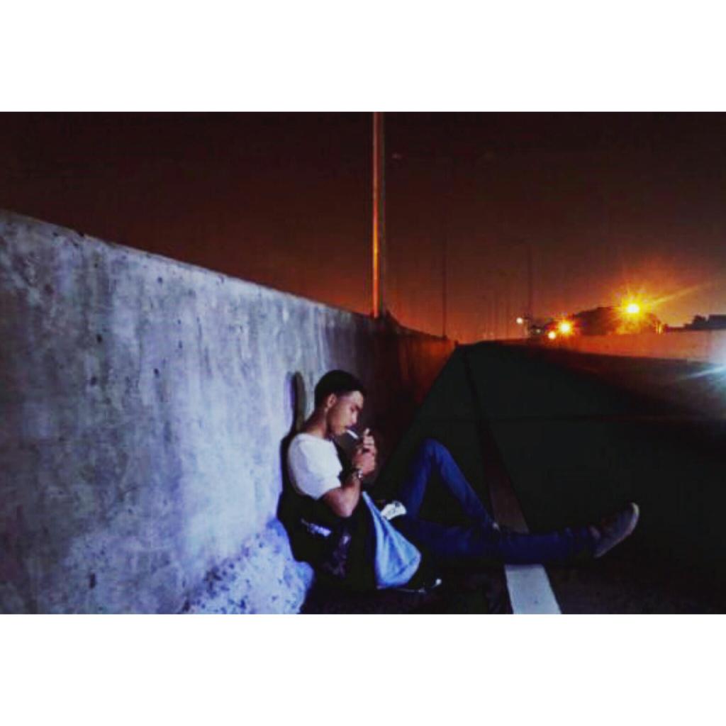 I don't ever think to do something, I just want to live free and smoking